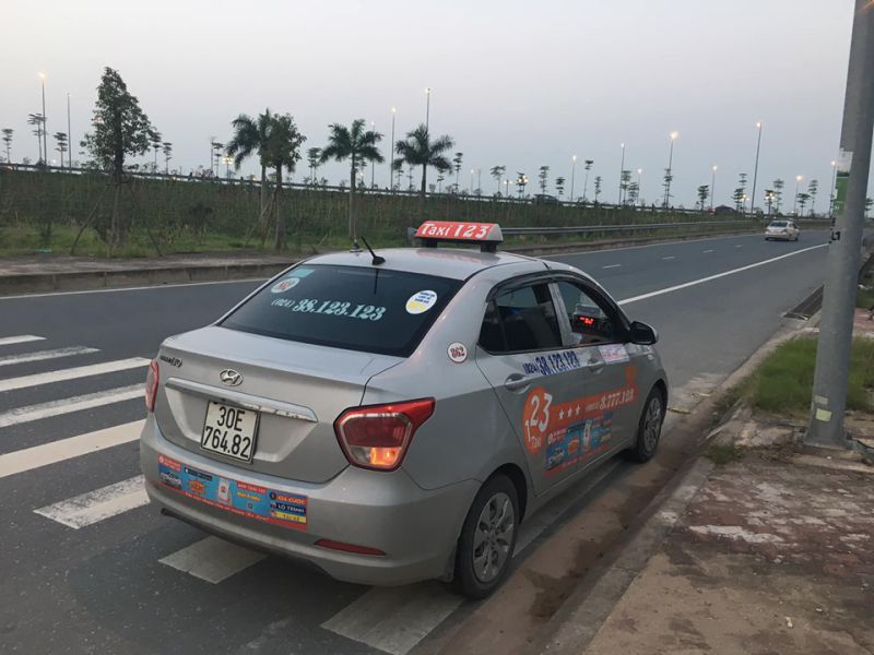 taxi 123 mê linh hà nội