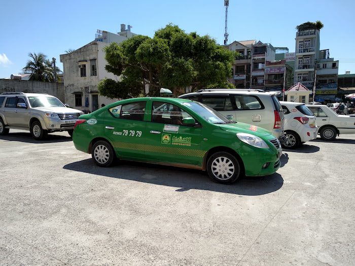 taxi mai linh ba đồn