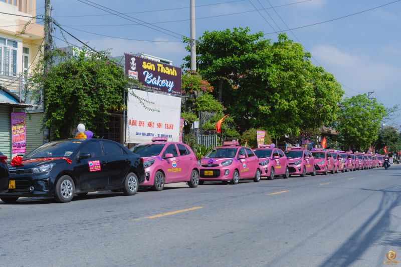 taxi màu hồng hải phòng
