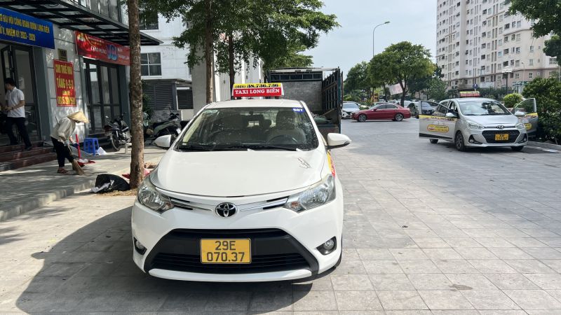 taxi long biên hà nội