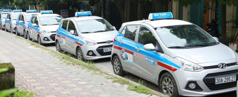 tổng đài taxi ba sao hà nội