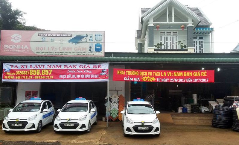 xe taxi nam ban